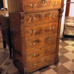 106 8009 CHEST OF DRAWERS